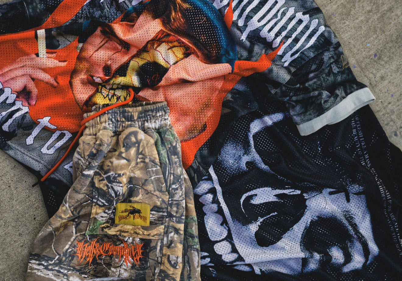 Hoodies/Outerwear – Hell & Company