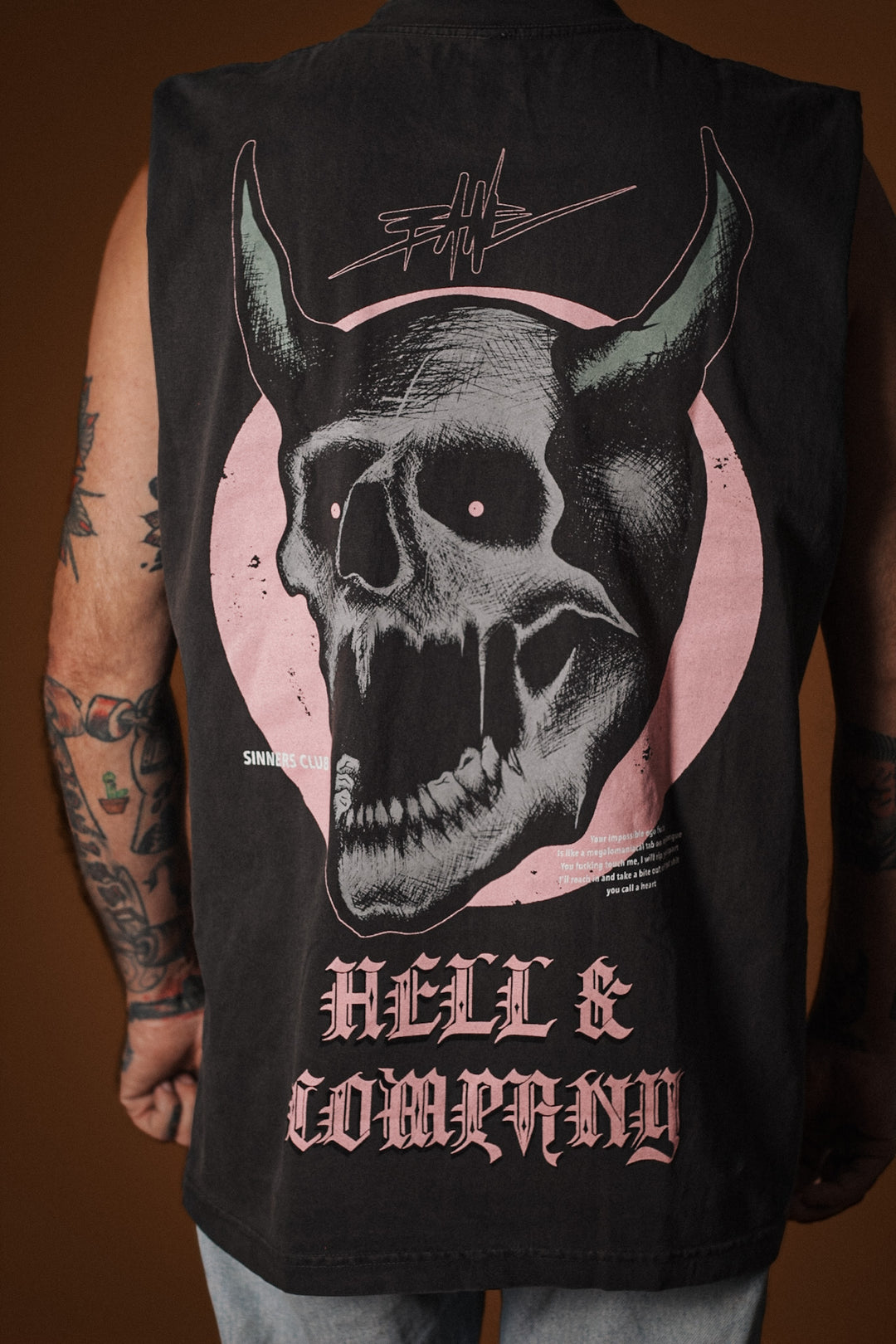 BRAINCASE GREYDAY MUSCLE TEE