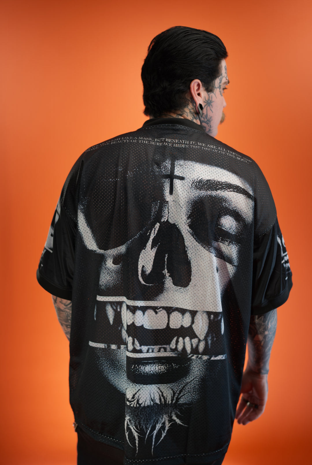 hell and company hell & co black fang jersey back 